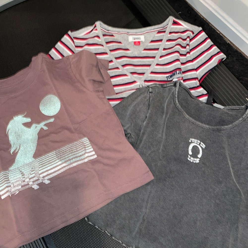 3 pair of tops